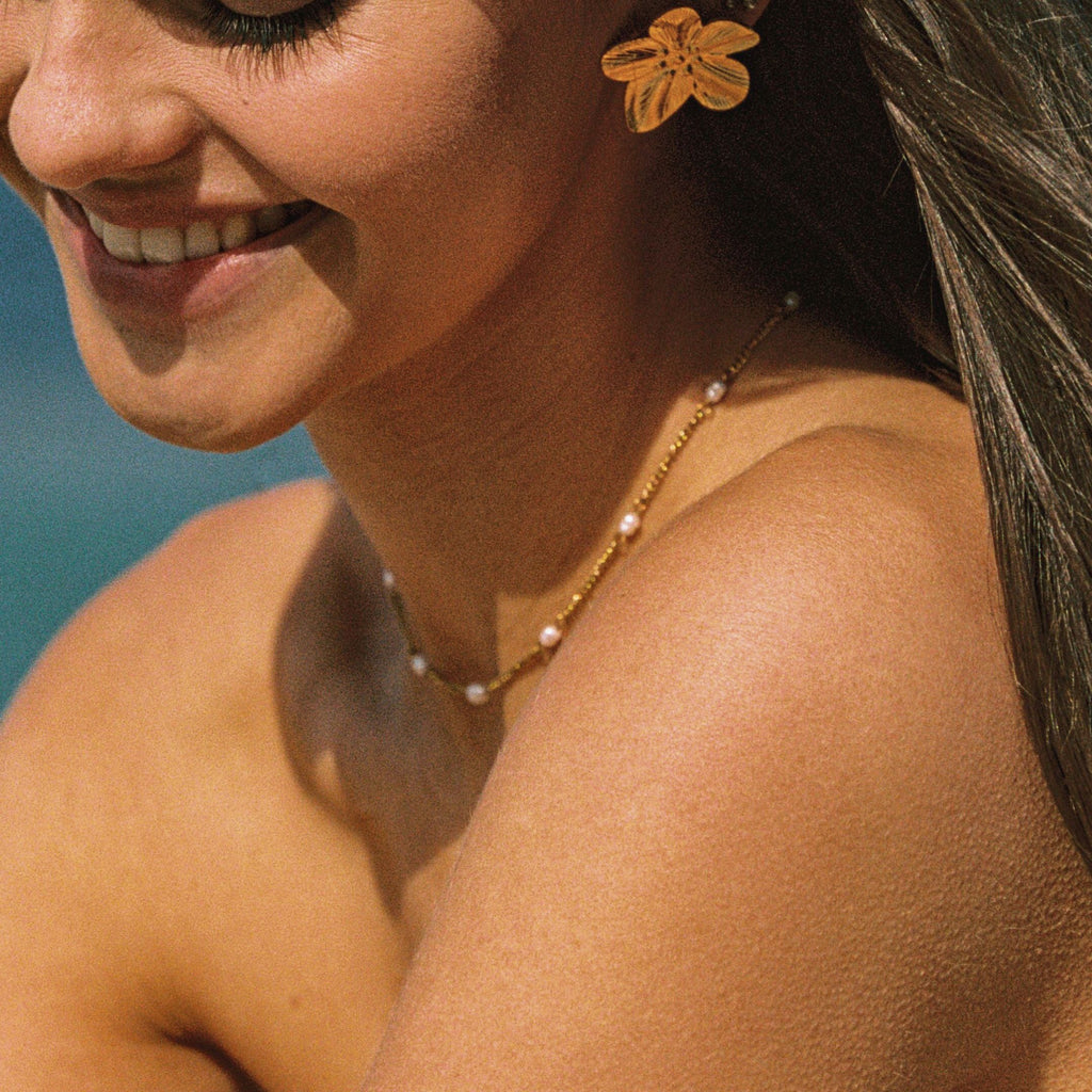 Dainty Gold Pearl Choker